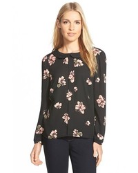 Черная блузка с длинным рукавом с цветочным принтом