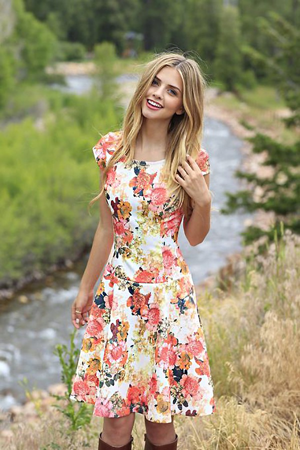 Цветочные принты на летних и вечерних платьях: просто, женственно, эффектно, фото № 29