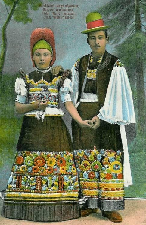 Венгерский национальный костюм - вышитая радость, фото № 37