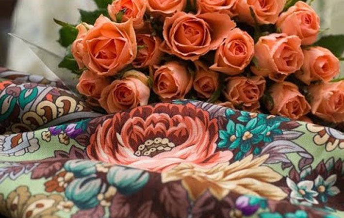 Не ткань, а букет цветов: символы узоров на павловопосадских платках, фото № 11