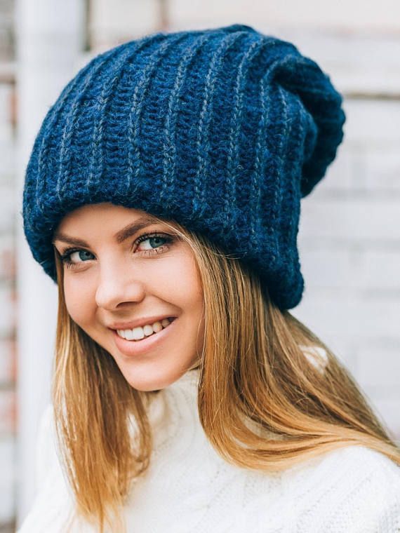 синяя зимняя шапочка
