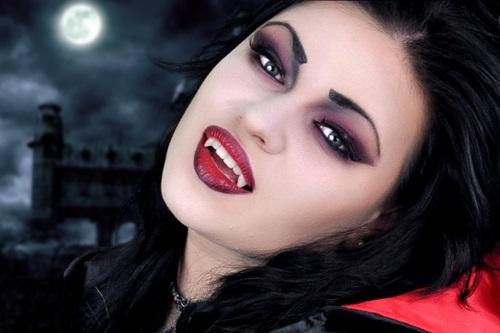 Макияж вампира для детей. Как сделать макияж «Вампир» на Хэллоуин для девушек своими руками – пошаговый мастер-класс с фото