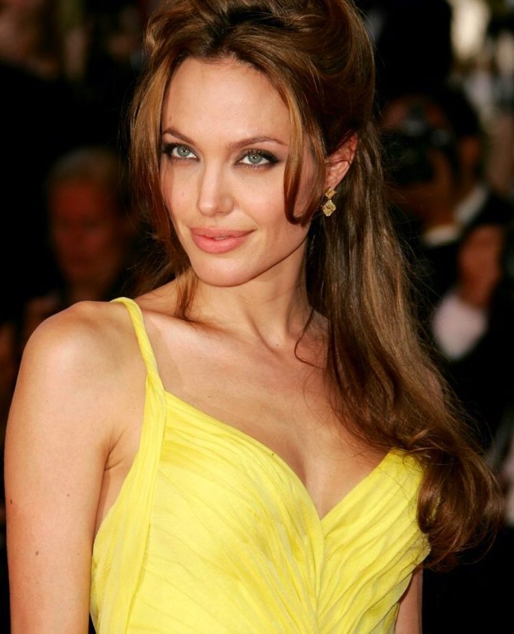 Анджелина Джоли Angelina Jolie горячие фото голой звезды 18+