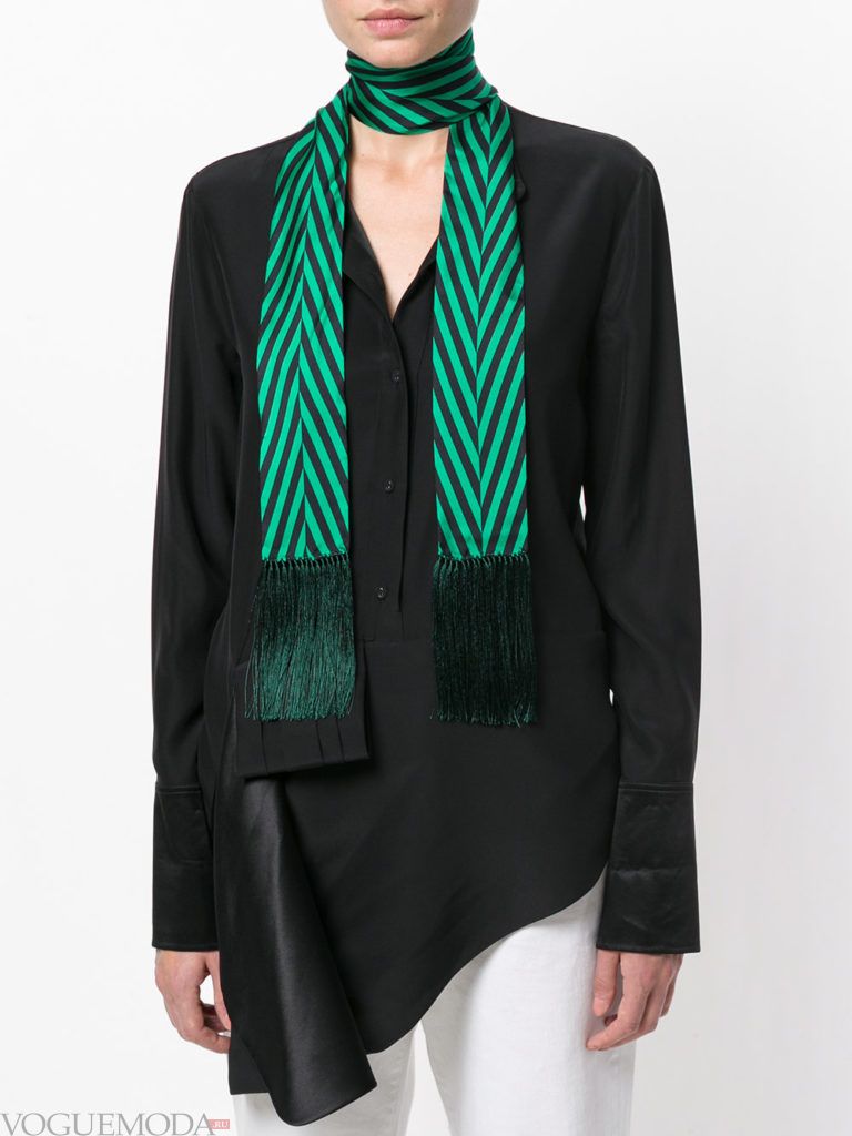 шарф с бахромой зеленый